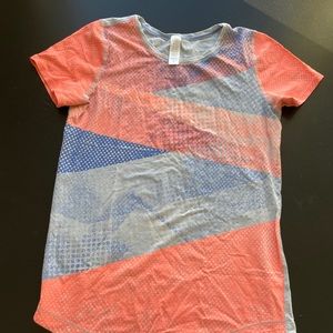 Ivivva shirt sleeve tee!